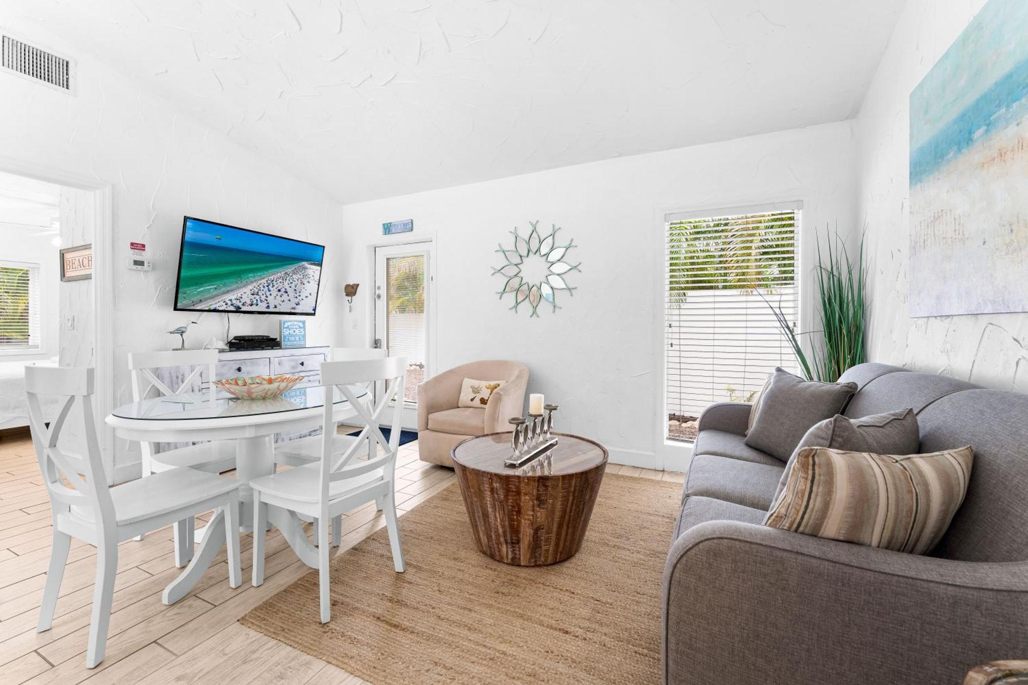 Crescent Beach Villas Siesta Key Exterior photo