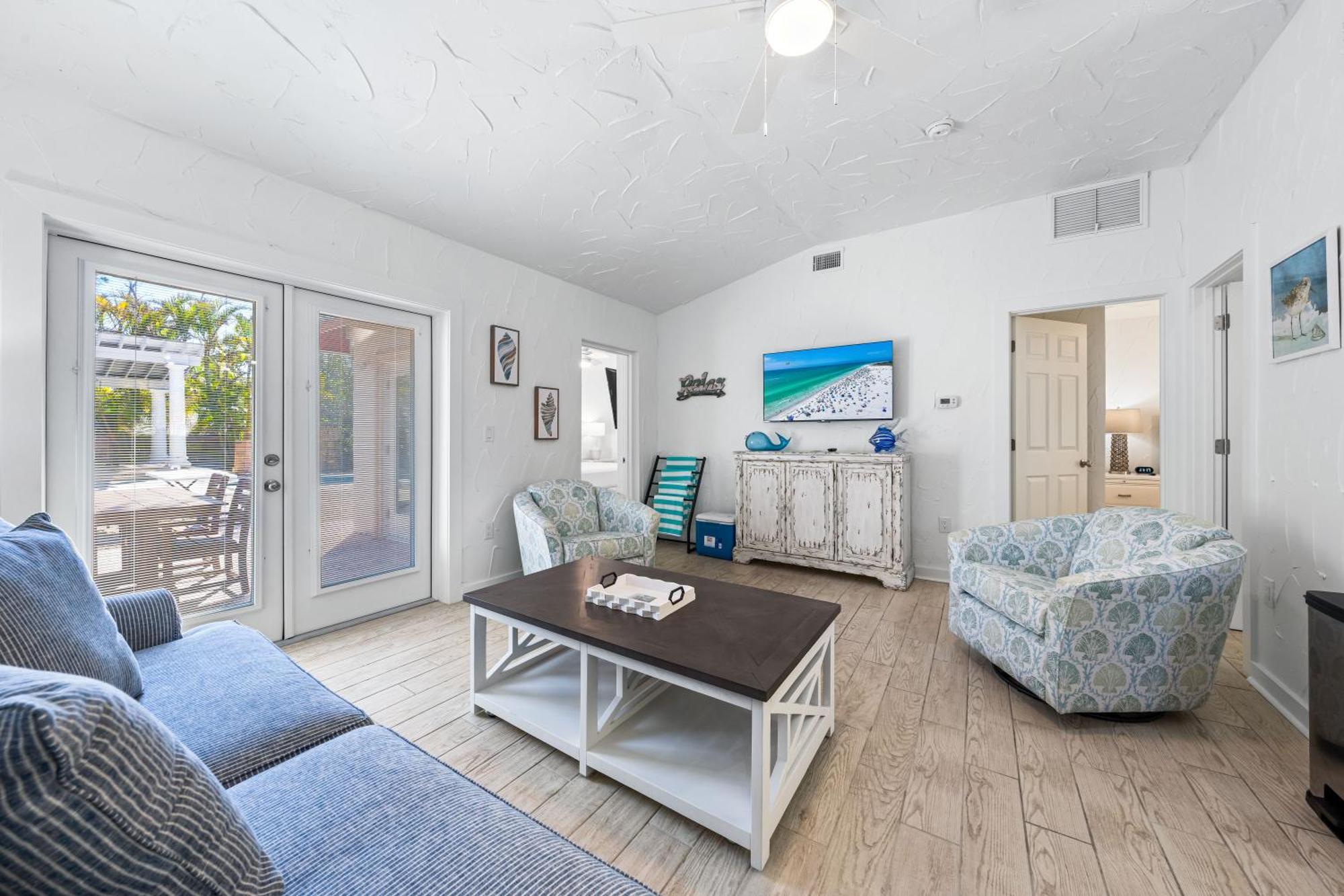 Crescent Beach Villas Siesta Key Exterior photo